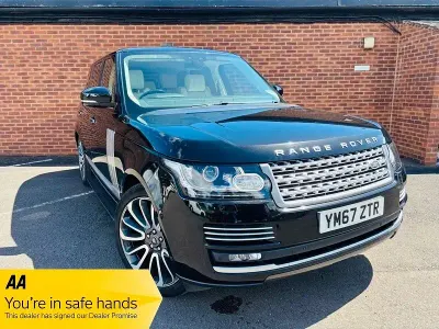 Used Land Rover Range Rover Vogue SE 306 HP (225 kW) 2018 Black SUV