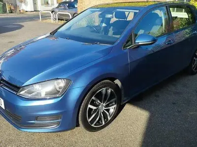 Used VW Golf VII SE 122 HP (89 kW) 2014 Blue Hatchback