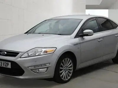 Used Ford Mondeo Business Edition 2013 Silver Hatchback