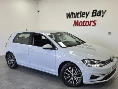 Used VW Golf VII SE 130 HP (95 kW) 2019 Silver Hatchback