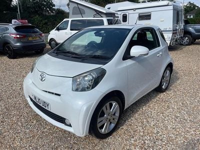 Toyota iQ