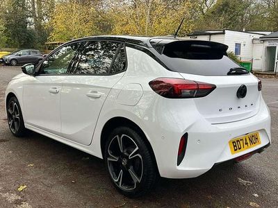 Used Vauxhall Corsa S 101 HP (74 kW) 2024 White Hatchback
