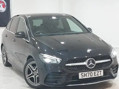 Begagnad Mercedes B200 AMG Line Premium 163 HK (119 kW) 2020 Svart Minibuss