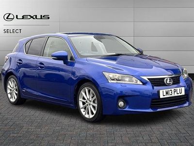 Lexus CT200h