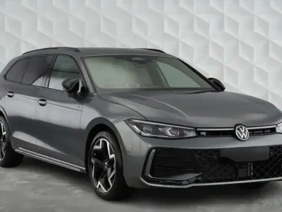 Used VW Passat R-line 150 HP (110 kW) 2026 Diabase grey metallic Estate