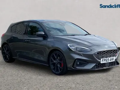 Używany Ford Focus ST 280 KM (205 kW) 2021 Szary Hatchback