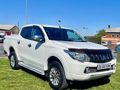 Used Mitsubishi L200 2016 White Pickup