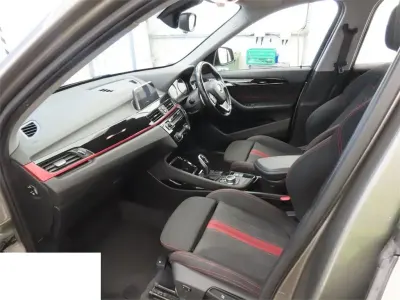 Begagnad BMW X1 Sport Line 190 HK (139 kW) 2018 Silver SUV