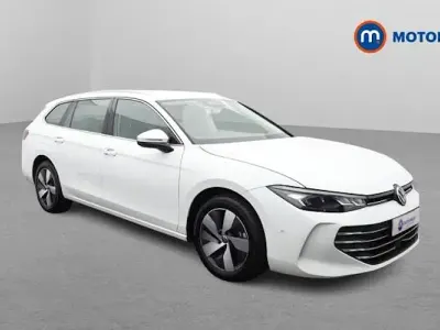 Used VW Passat Life 204 HP (150 kW) 2025 White Estate