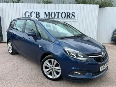 Second-hand Vauxhall Zafira SRi 2017 Albastru Monovolum