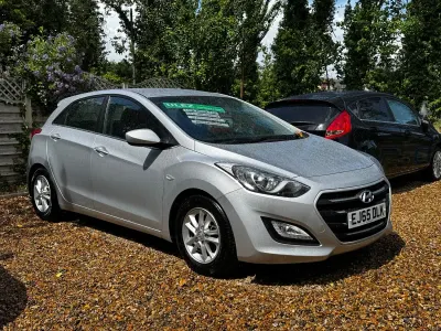 Used Hyundai i30 SE 110 HP (80 kW) 2015 Silver Hatchback