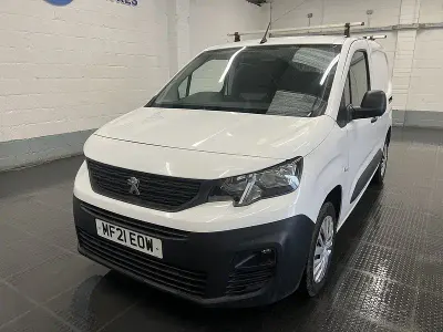 Used Peugeot Partner 2021 White MPV