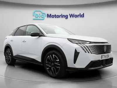 Second-hand Peugeot 3008 Allure 136 CP (100 kW) 2025 Alb SUV