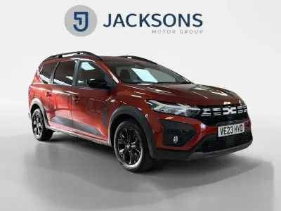 Używany Dacia Jogger Extreme 110 KM (80 kW) 2023 Brązowy Minivan
