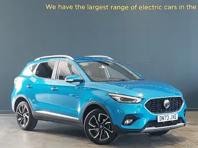 Usado MG ZS Exclusive 106 CV (77 kW) 2023 Azul SUV