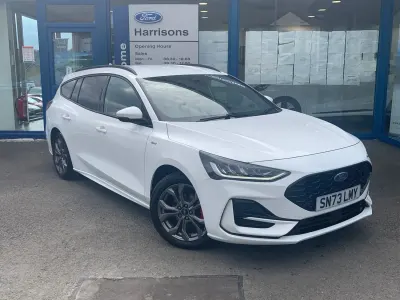 Second-hand Ford Focus ST-Line 125 CP (91 kW) 2023 Alb Break