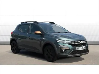 Used Dacia Sandero Extreme 90 HP (66 kW) 2024 Green Hatchback