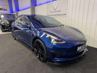 Używany Tesla Model 3 Long Range AWD 366 kW (498 KM) 2019 Niebieski Sedan/Limuzyna