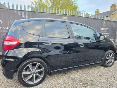 Second-hand Honda Jazz SI 99 CP (72 kW) 2013 Negru Hatchback