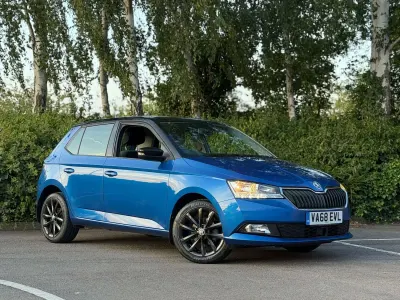 Used Skoda Fabia Colour Edition 95 HP (69 kW) 2019 Blue Hatchback
