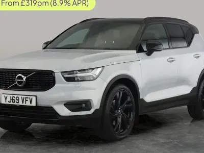 Usado Volvo XC40 R-Design Pro 190 HP (139 kW) 2019 Prateado SUV