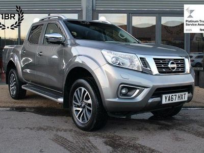 Used Nissan Navara Tekna 190 HP (139 kW) 2017 Grey Pickup