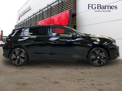 Used Vauxhall Astra 113 kW (154 HP) 2024 Black Hatchback