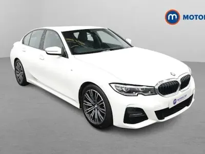 Begagnad BMW 320 M Sport 190 HK (139 kW) 2022 Vit Sedan