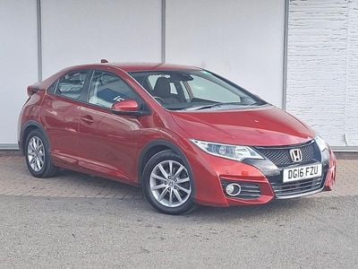 Used Honda Civic SE Plus 120 HP (88 kW) 2016 Red Hatchback