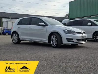 Used VW Golf VII 2016 White Hatchback