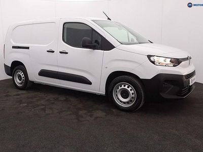 New Citroën Berlingo 100 HP (73 kW) 2026 White MPV