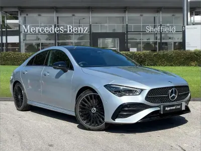 Usado Mercedes CLA220 AMG Line Premium Plus 187 HP (137 kW) 2025 Prateado Sedan