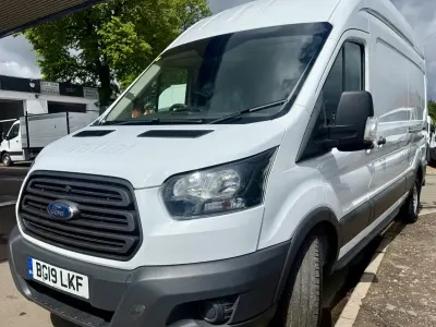 Begagnad Ford Transit 105 HK (77 kW) 2019 Vit Van