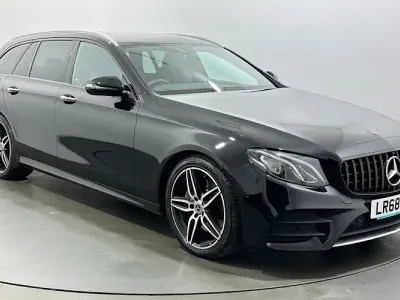 Używany Mercedes E220 AMG line 194 KM (142 kW) 2018 Czarny Kombi