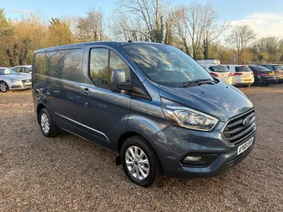 Używany Ford Transit Custom Limited 130 KM (95 kW) 2018 Niebieski Van