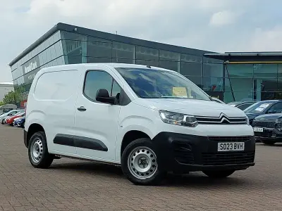 Used Citroën Berlingo 100 HP (73 kW) 2023 White MPV