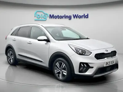 Used Kia Niro 141 HP (103 kW) 2021 Silver SUV