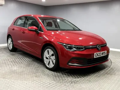 Used VW Golf VIII Style 130 HP (95 kW) 2023 Red Hatchback