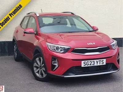 Used Kia Stonic 99 HP (72 kW) 2023 Red SUV