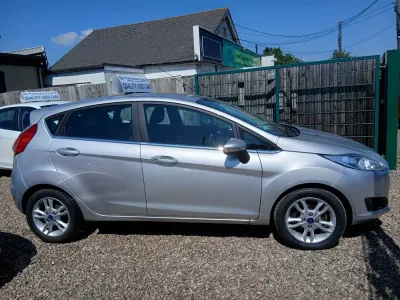 Used Ford Fiesta Zetec 2015 Silver Hatchback