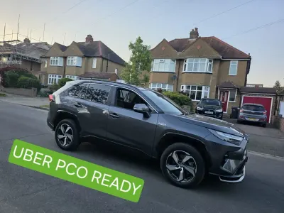 Usado Toyota RAV4 Design 218 HP (160 kW) 2023 Cinzento SUV
