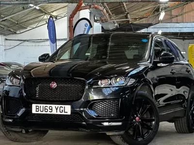 Used Jaguar F-Pace Chequered Flag 180 HP (132 kW) 2019 Black SUV