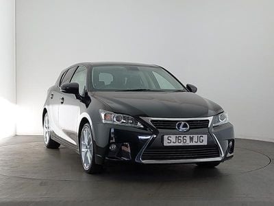 Lexus CT200h