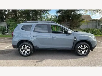 Begagnad Dacia Duster Journey 2023 Grå SUV