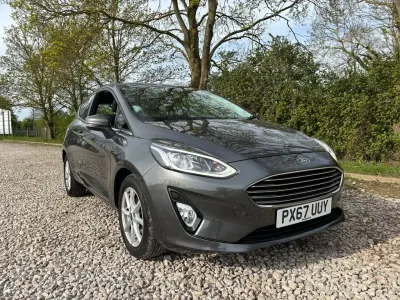 Used Ford Fiesta Zetec 85 HP (62 kW) 2017 Grey Hatchback