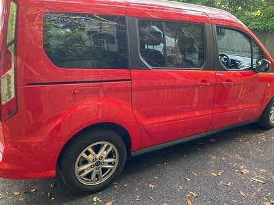 Used 2021 Ford Tourneo Titanium | £18,950 (Expensive)