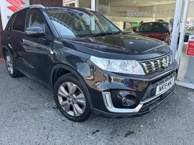Second-hand Suzuki Vitara SZ-T 140 CP (102 kW) 2019 Negru SUV