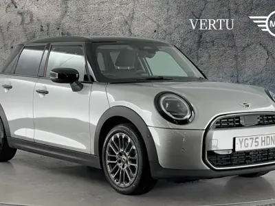 Used Mini Cooper S Hatch 201 HP (147 kW) 2025 Silver Hatchback