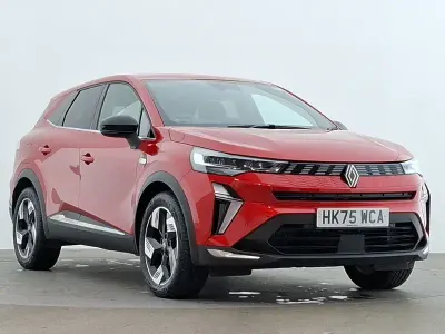 Usado Renault Symbioz Techno 140 HP (102 kW) 2025 Vermelho SUV