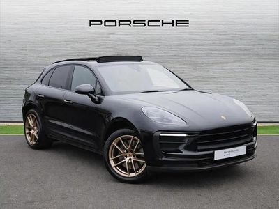 Used Porsche Macan 261 HP (191 kW) 2021 Black SUV